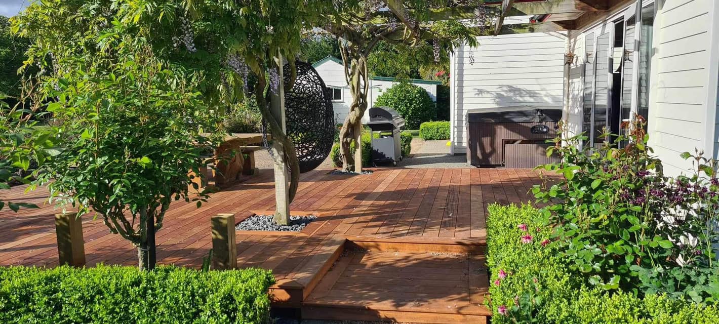 Decking & Fencing